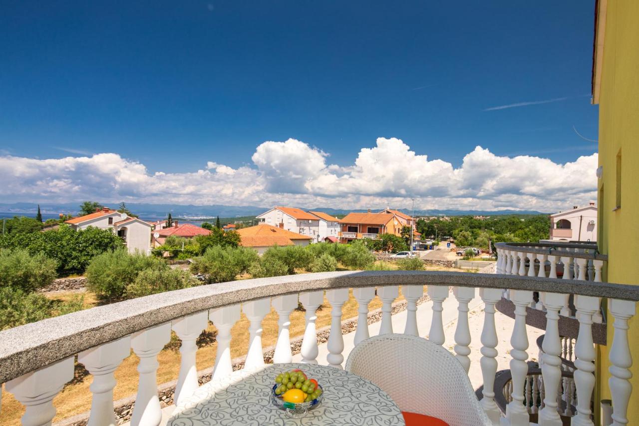 Vila Panorama By El-Pi Tours Malinska Exterior photo